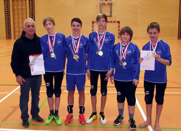 Bezirksmeister U16m halle 2013: Alfred Maier (Betreuer), Paul Kaltseis, German Rudelstorfer, Matthias Leobetseder, David Baumgärtl und Fabian Greifeneder